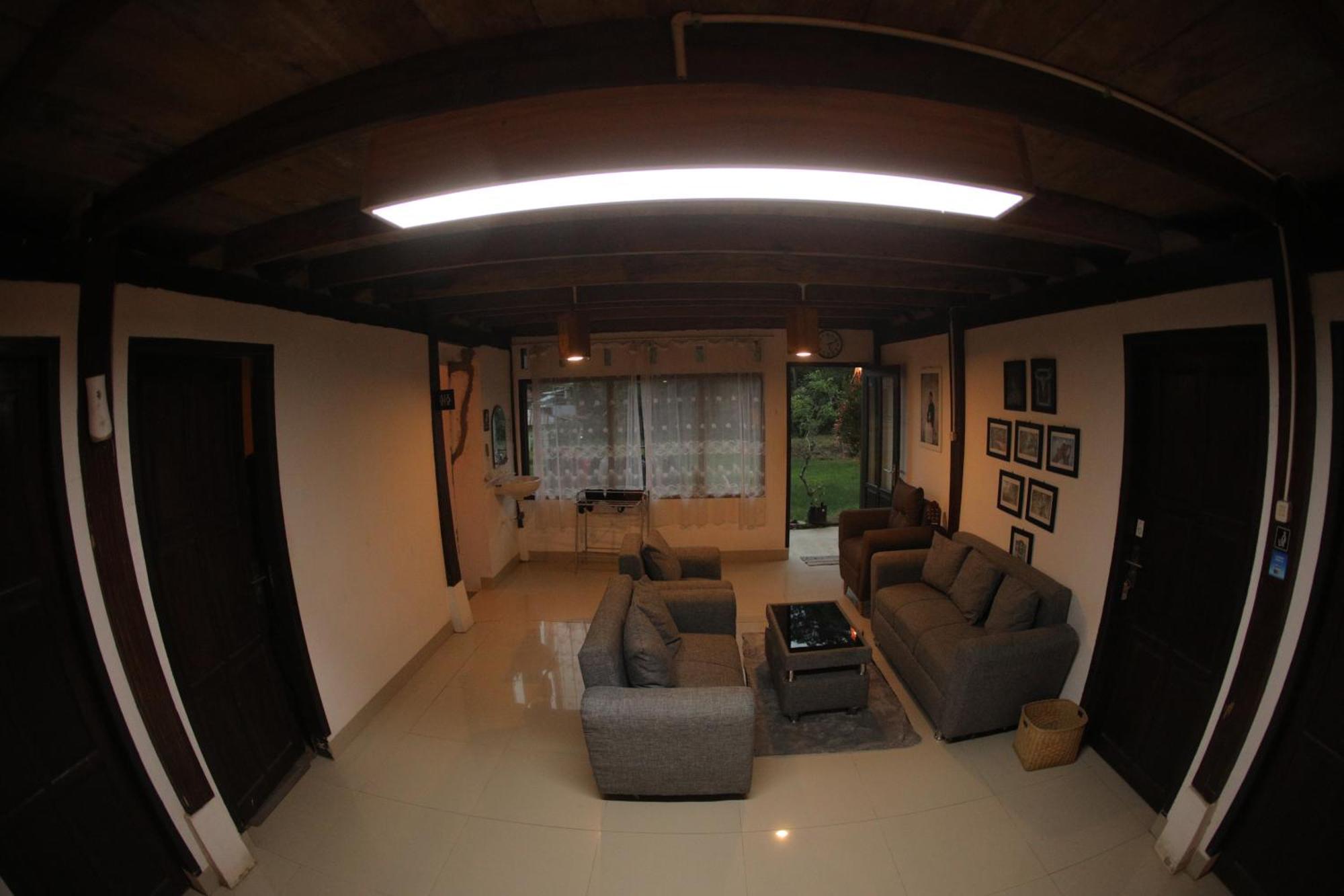 Mama Tia Family Homestay Rantepao Exterior photo